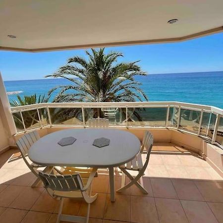 Appartement Bord De Mer Avec Garage 芒通 外观 照片