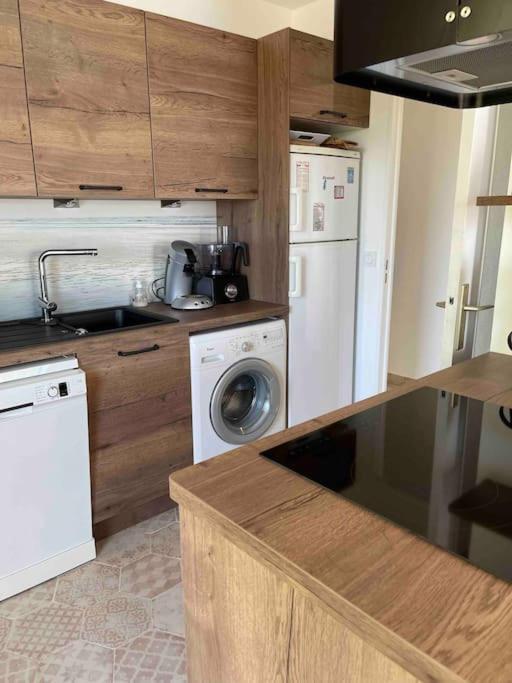 Appartement Bord De Mer Avec Garage 芒通 外观 照片